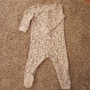 6-12months Colored Organics cream sleeper with floral print.